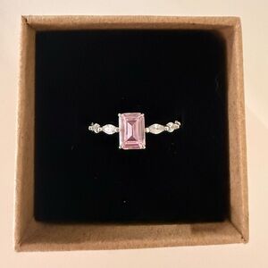 Elegant Silver and Pink Gemstone Ring